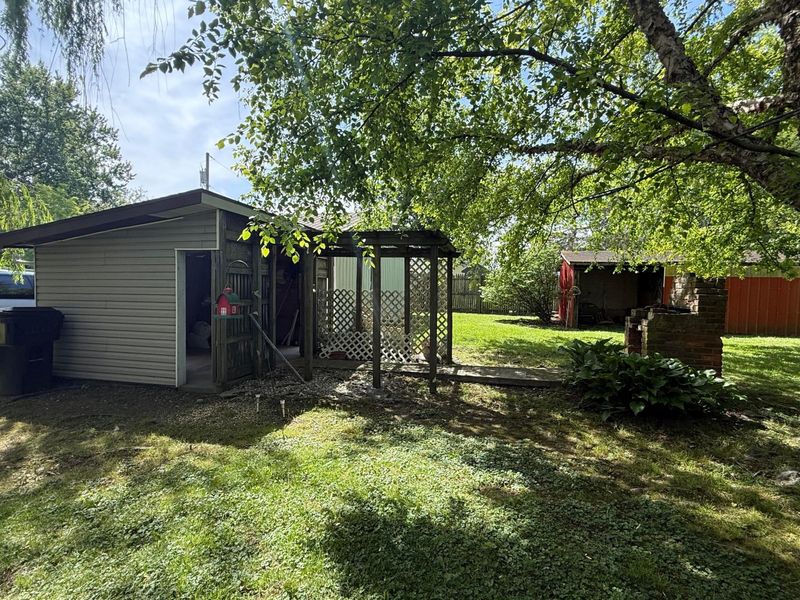 215 W Mound Street , Sabina, OH 45169 Photo 26