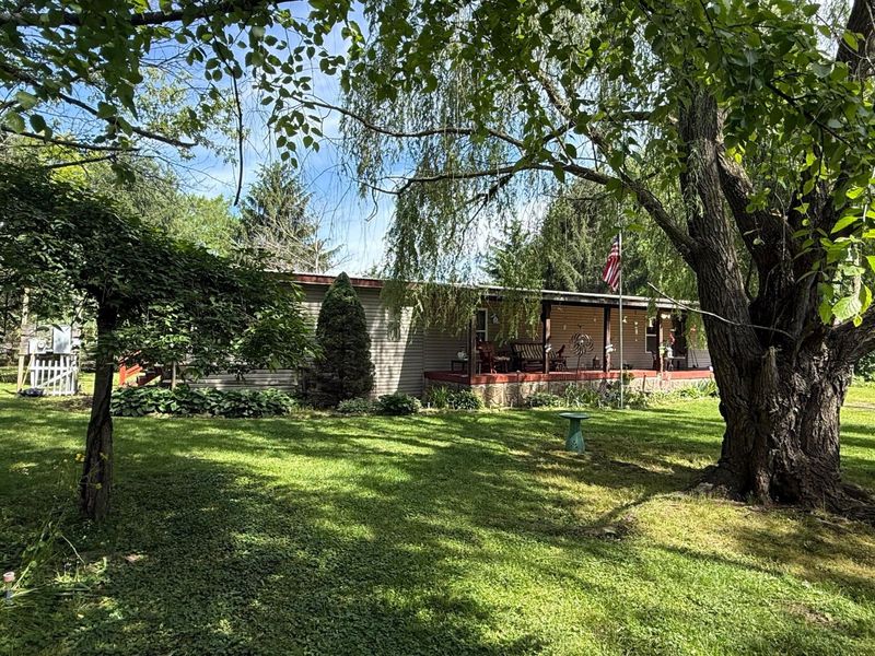 215 W Mound Street , Sabina, OH 45169 Photo 3