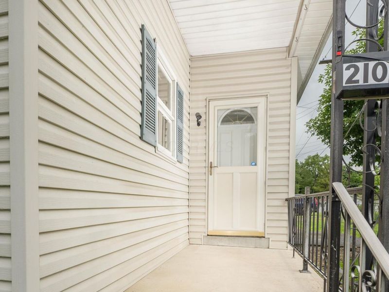 210 W Shields Street , Newark, OH 43055 Photo 3