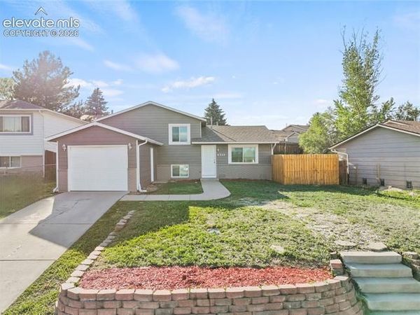 4316 College View Drive, Colorado Springs, CO 80906