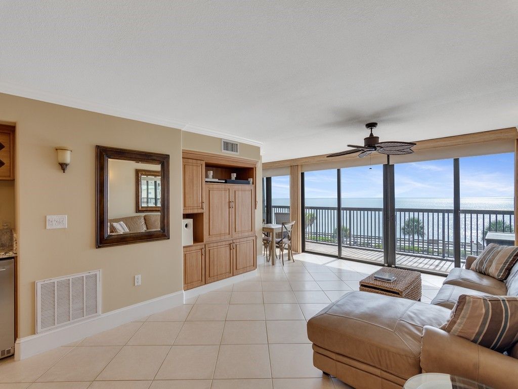 4141 Ocean Drive, Unit 507, Vero Beach, FL 32963 Photo