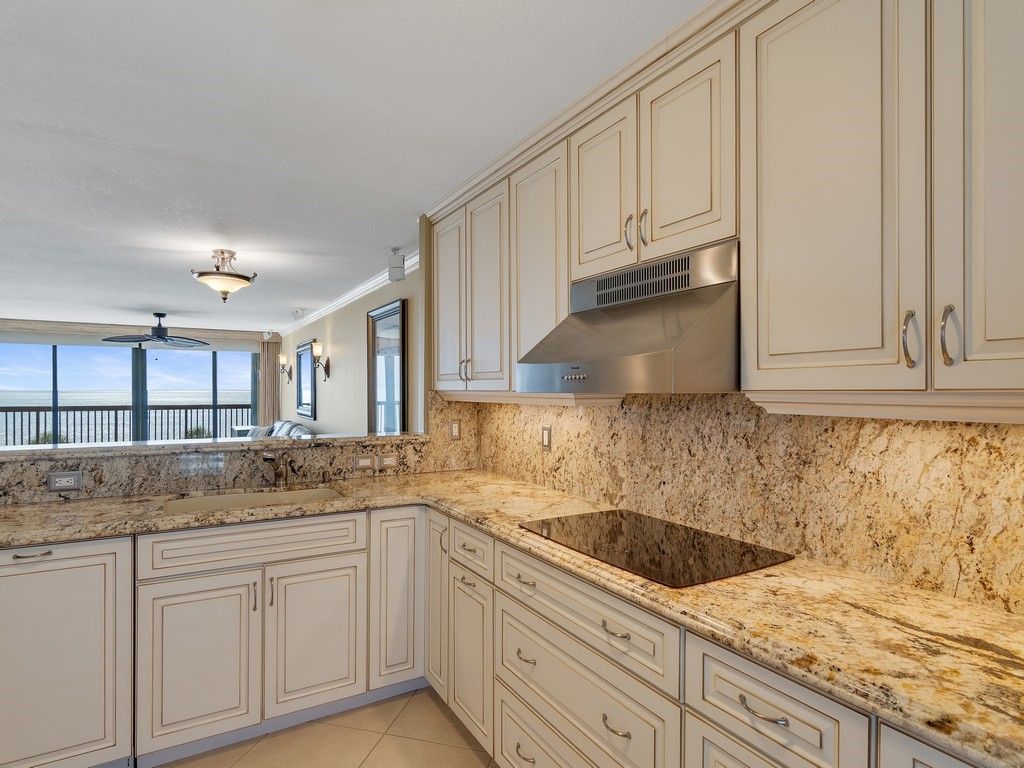 4141 Ocean Drive, Unit 507, Vero Beach, FL 32963 Photo