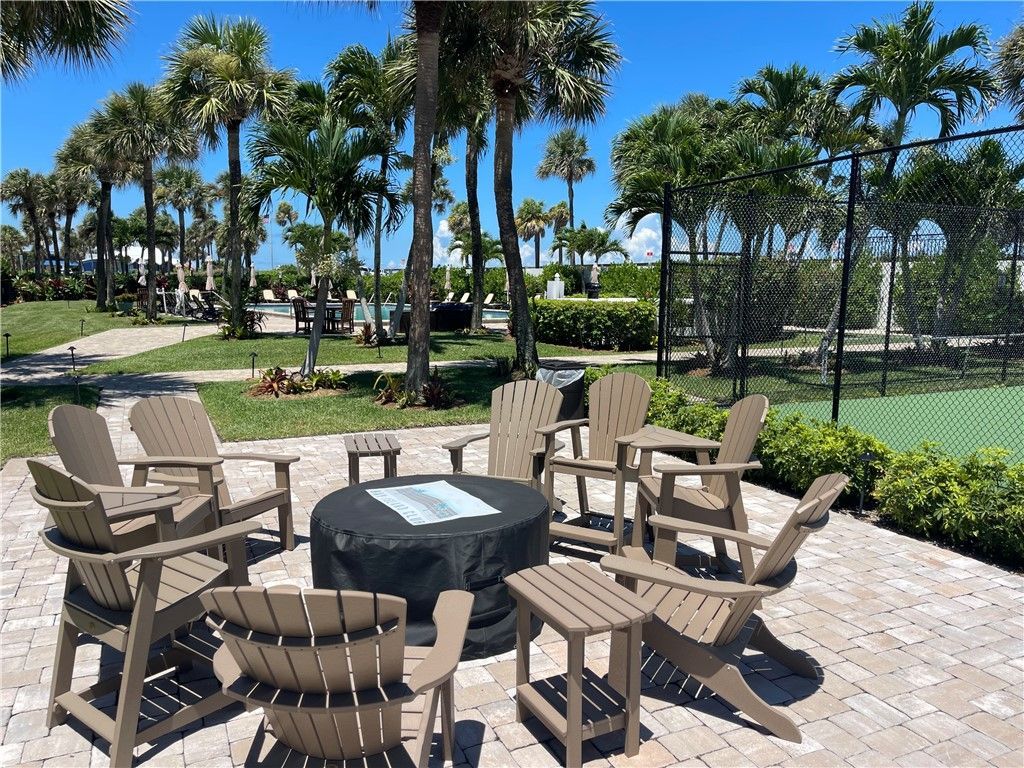 4141 Ocean Drive, Unit 507, Vero Beach, FL 32963 Photo