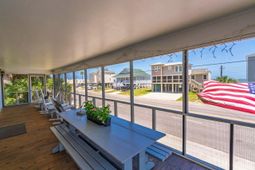 111 Palmetto Boulevard photo 4