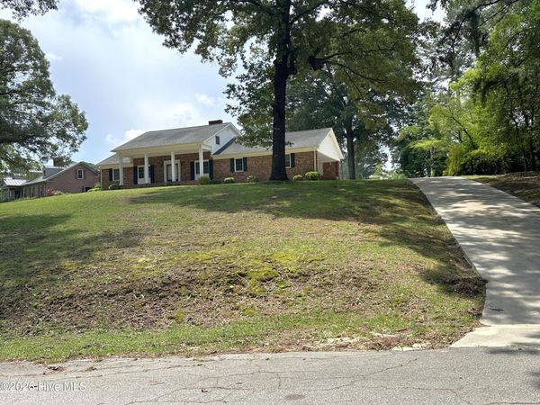 504 Pineview Road, Clinton, NC 28328