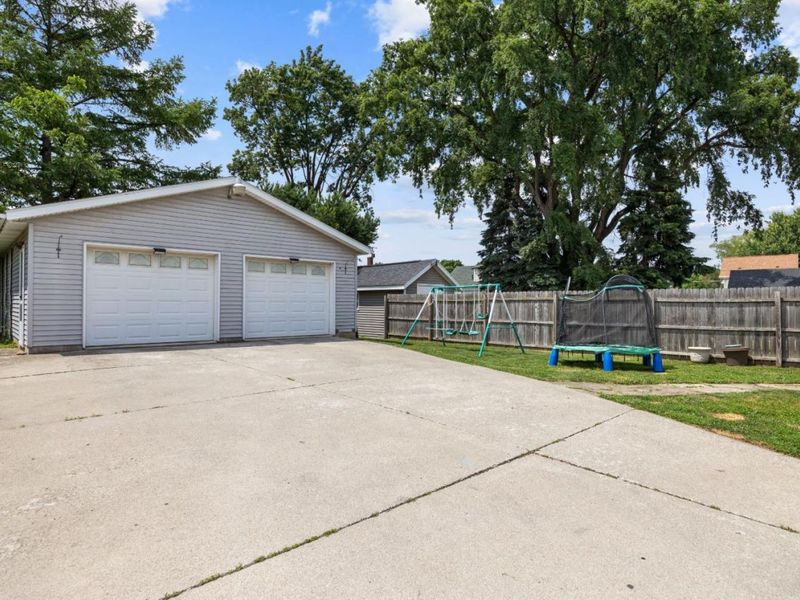 209 Greenwood Heights, Bellevue, OH 44811 Photo 41
