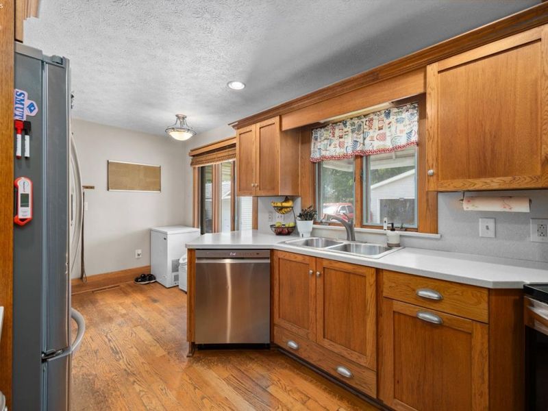 209 Greenwood Heights, Bellevue, OH 44811 Photo 8