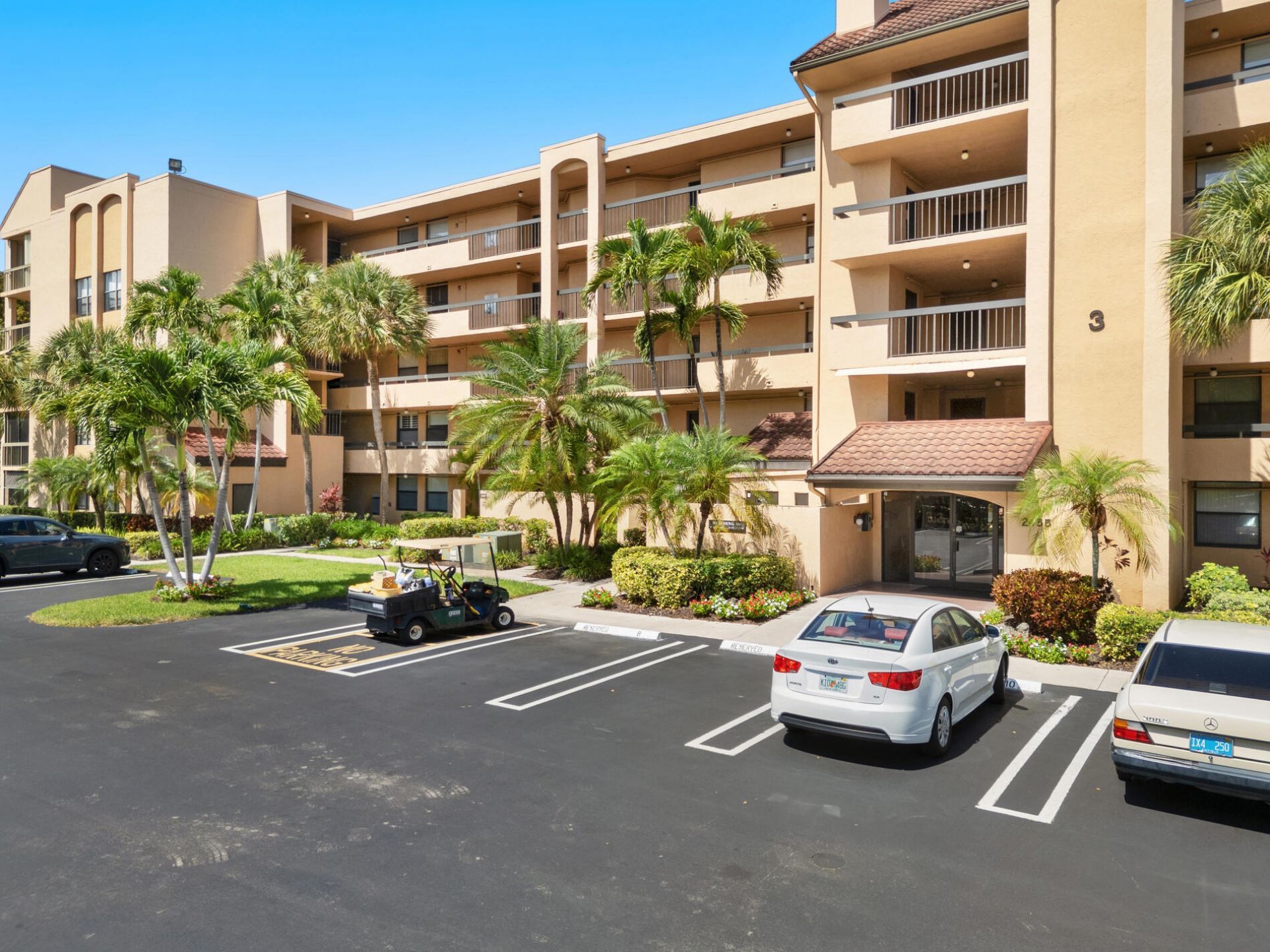 2455 Lindell Boulevard, Unit 3103, Delray Beach, FL 33444 Photo
