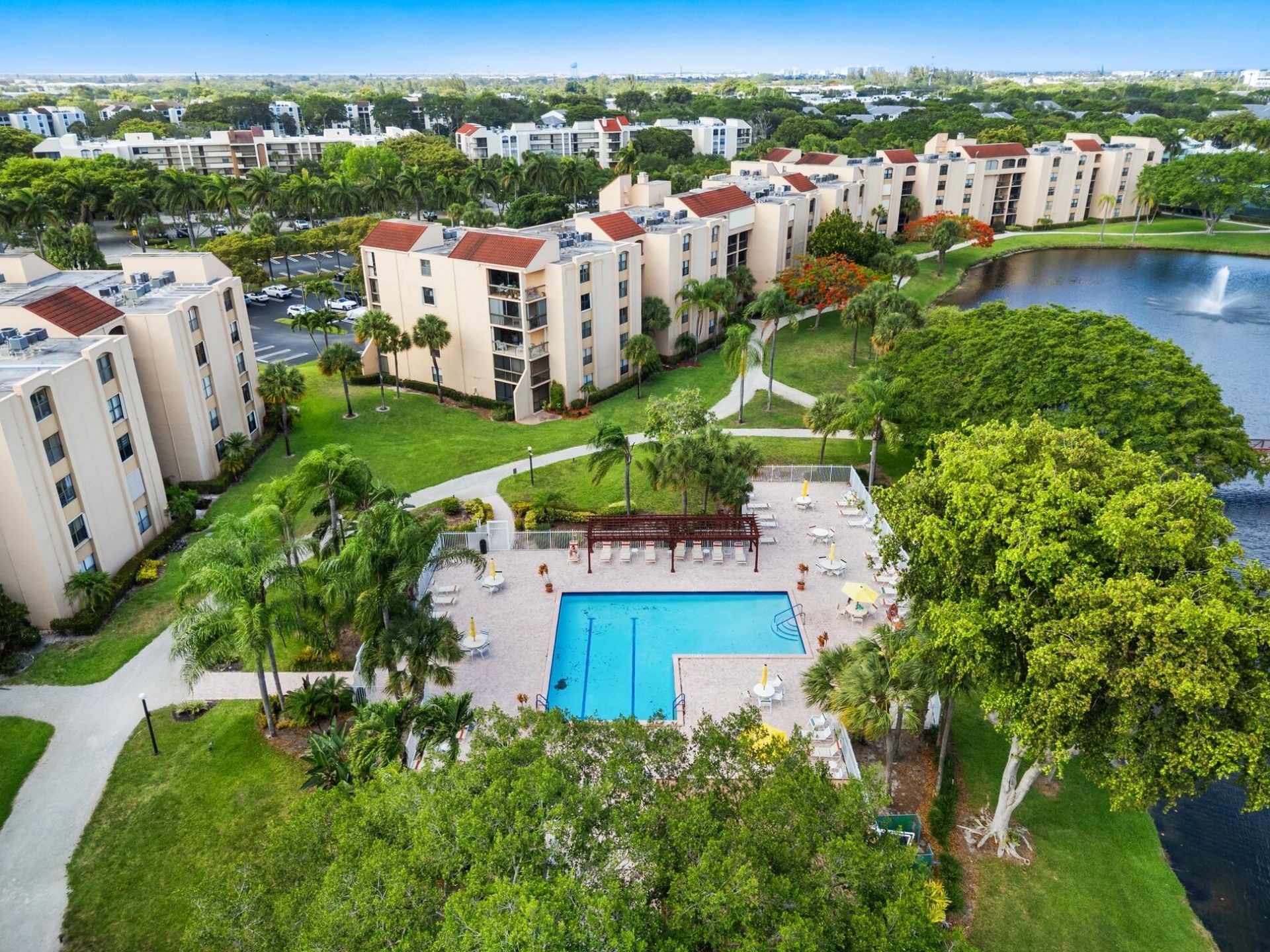 2455 Lindell Boulevard, Unit 3103, Delray Beach, FL 33444 Photo