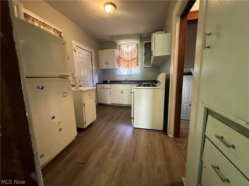 1438 Rowland Avenue NE, Canton, OH 44705 Photo 3