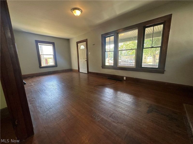 1438 Rowland Avenue NE, Canton, OH 44705 Photo 5