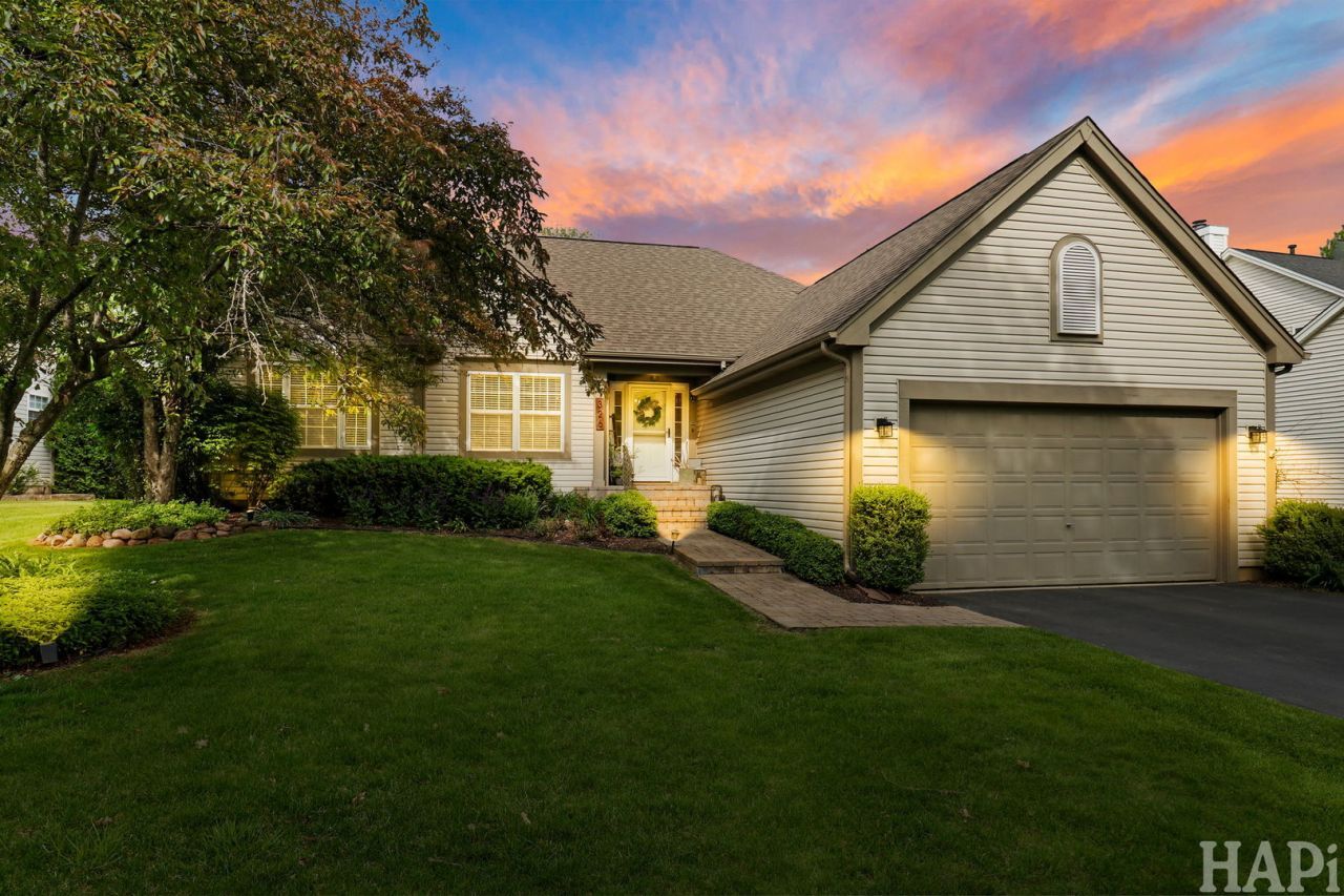 326 Garrison Circle , Port Barrington, IL 60010 Main Photo
