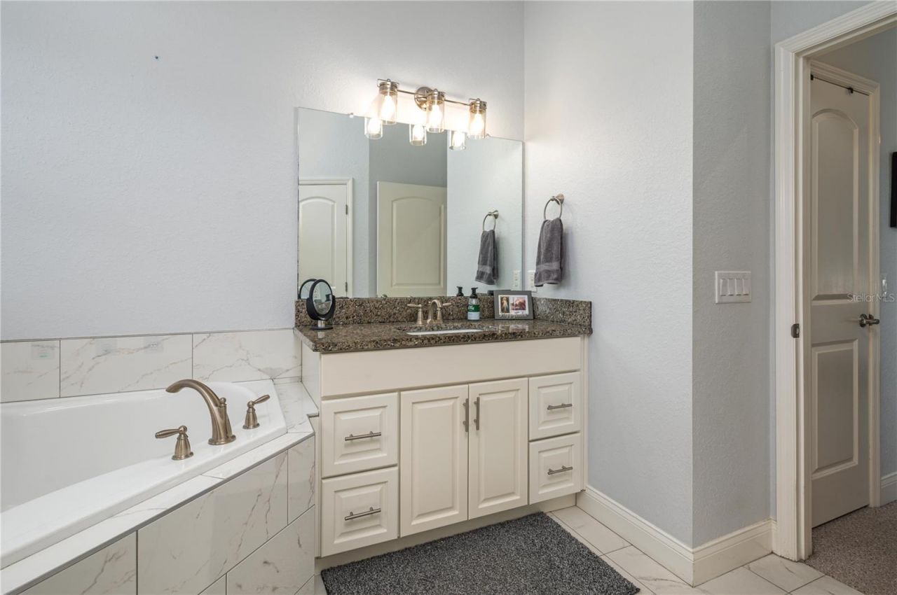 139 Bentley Oaks Boulevard, Auburndale, FL 33823 Photo