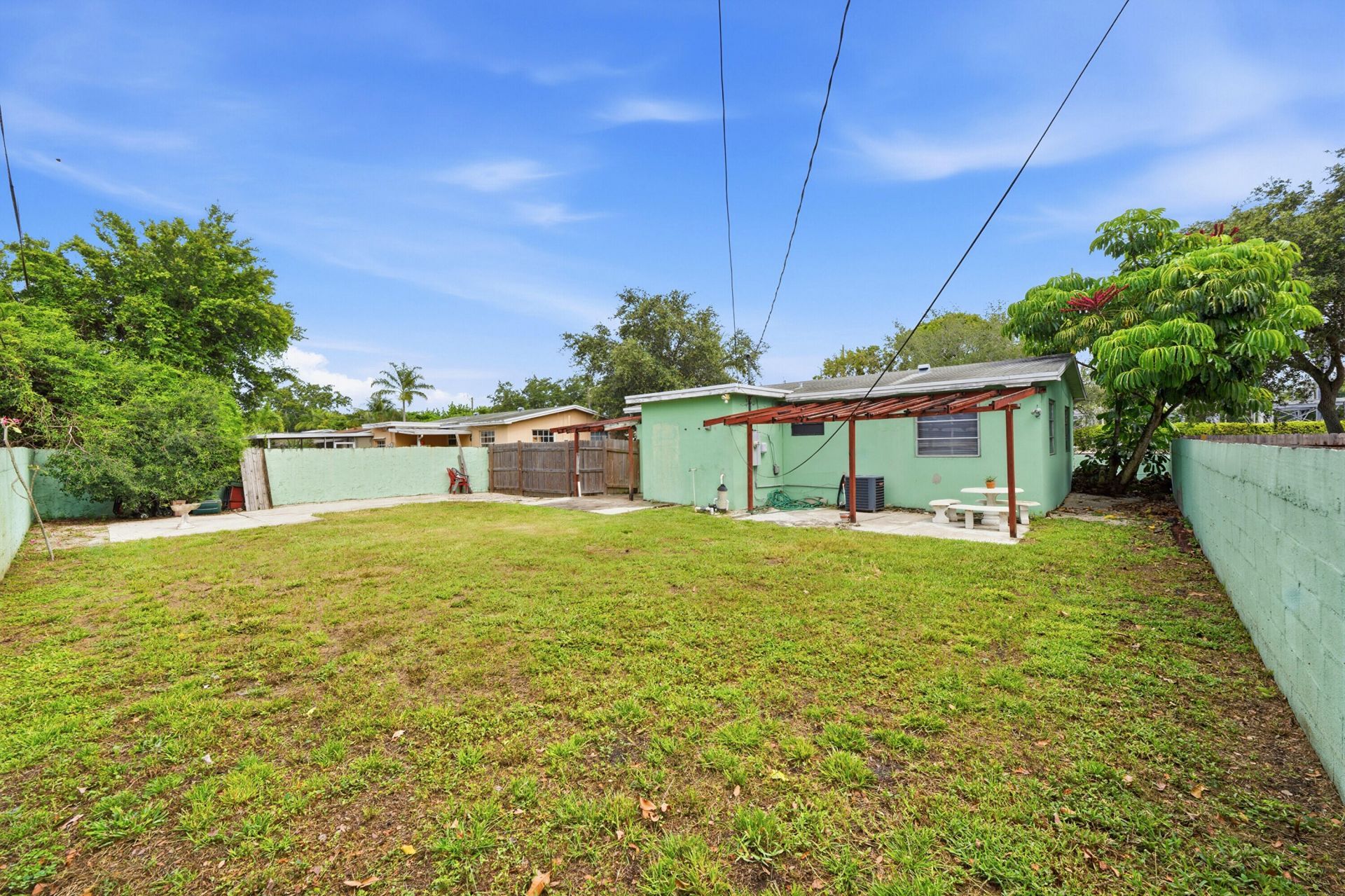 6404 Oak Street, Hollywood, FL 33024 Photo