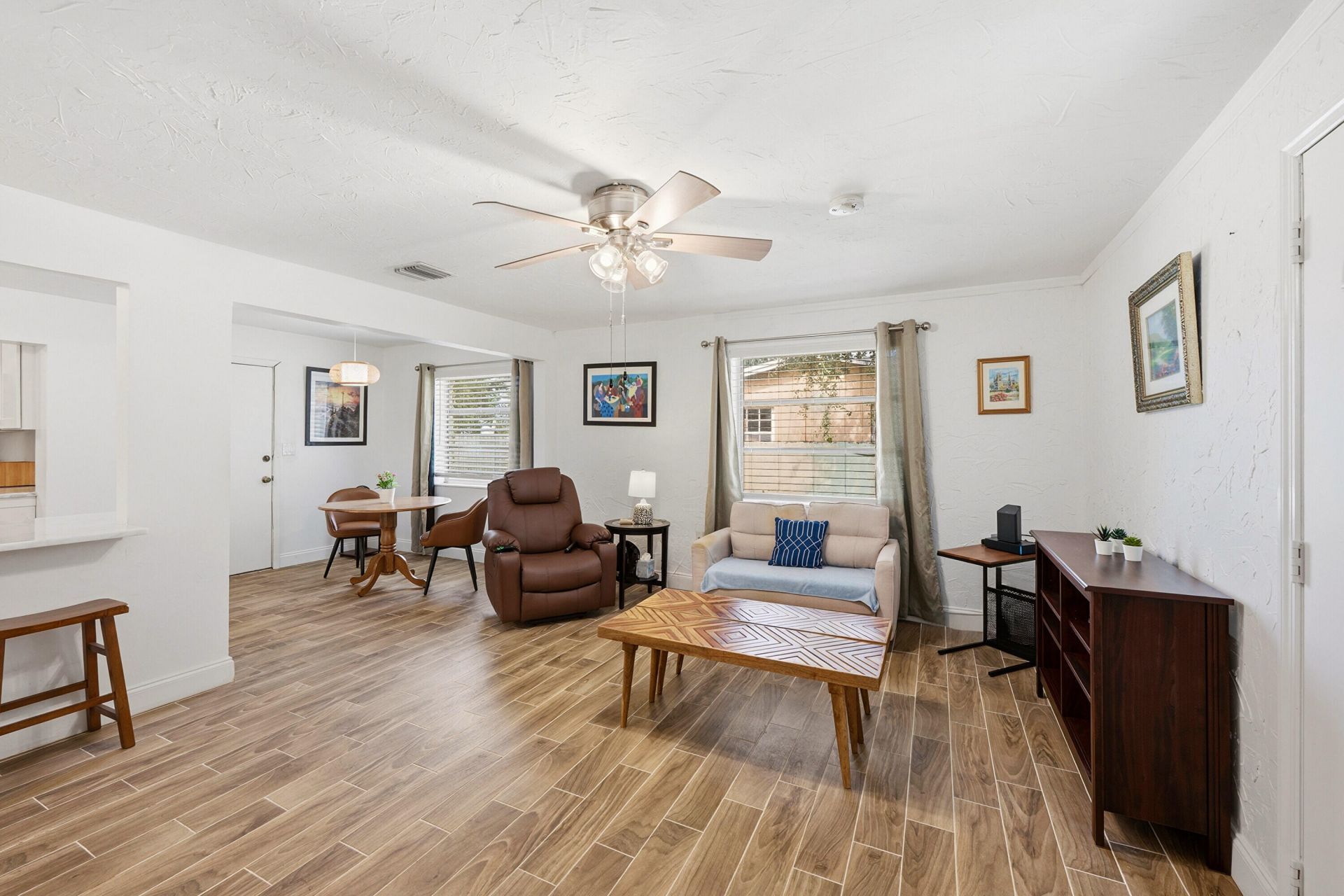 6404 Oak Street, Hollywood, FL 33024 Photo