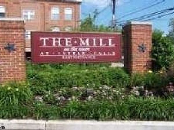 240 Main St Unit 303, Little Falls, NJ 07424