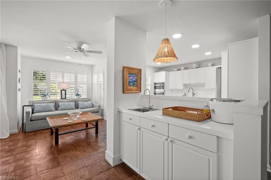 100 Tall Pine Ln, Unit 1101, Naples, FL 34105 Photo
