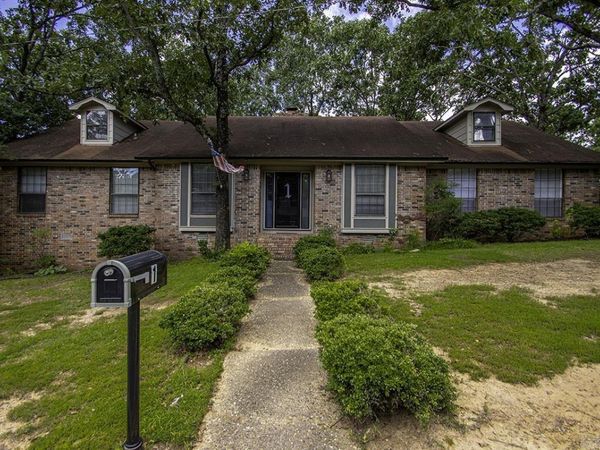 1 Cedar Creek Court, North Little Rock, AR 72116