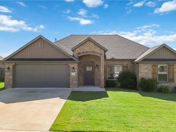 1741 Charismatic Drive , Prairie Grove, AR 72753