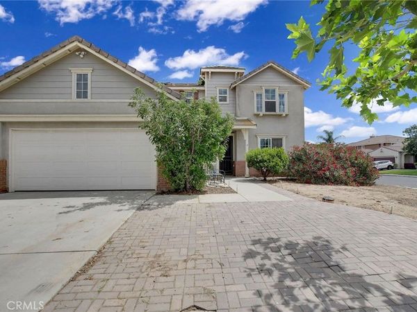 1447 Birmingham Drive, Perris, CA 92571