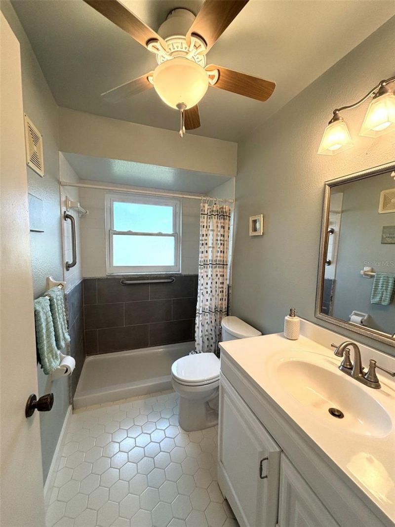5602 12th Avenue W, Unit 5602, Bradenton, FL 34209 Photo