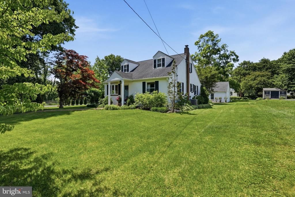 1006 HILL AVENUE , LANGHORNE, PA 19047