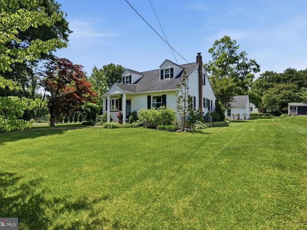 1006 HILL AVENUE , LANGHORNE, PA 19047