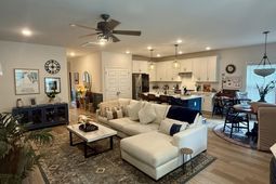 1659 Evening Star Place photo 4