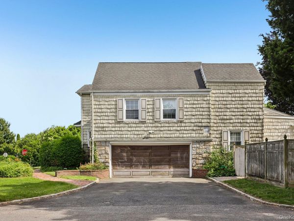 1304 Harbor Road, Hewlett Harbor, NY 11557
