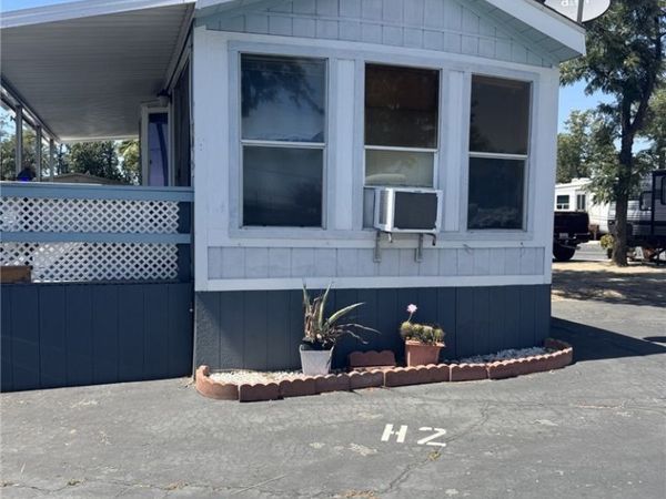 2750 W Acacia, Unit H2, Hemet, CA 92545