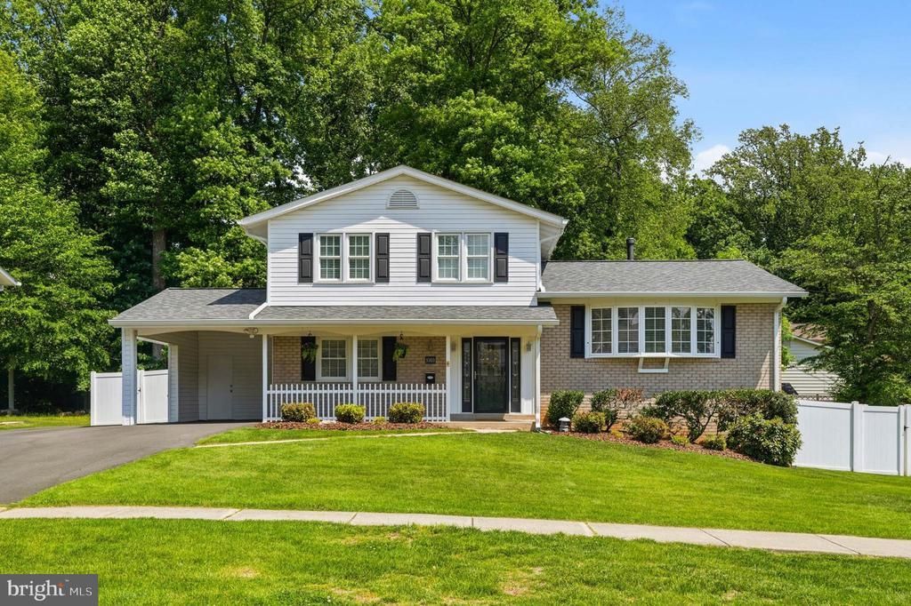 5303 Russett Road, Rockville, MD 20853 Main Photo