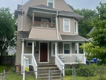 19 Wareham St, Springfield, MA 01108