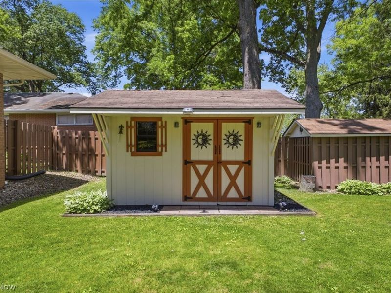 277 Marwood Drive SE, Warren, OH 44484 Photo 38