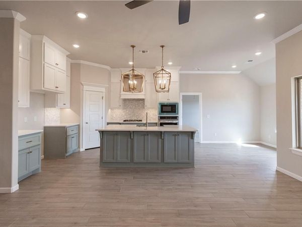 16300 Marsha Drive, Edmond, OK 73013