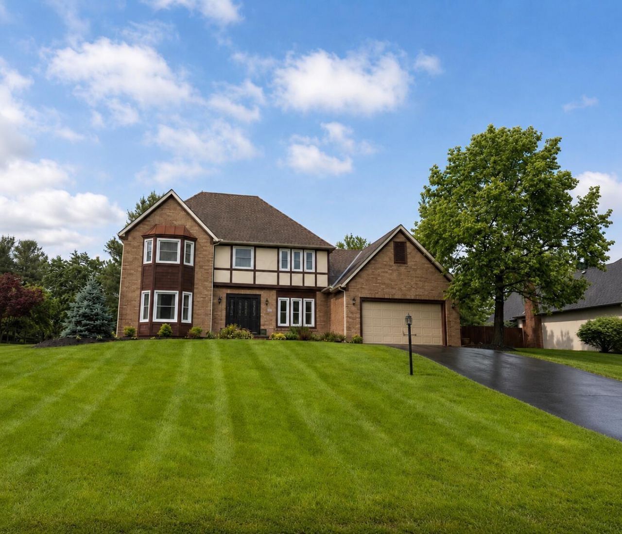 8538 Chateau Drive, Pickerington, OH 43147 Main Photo
