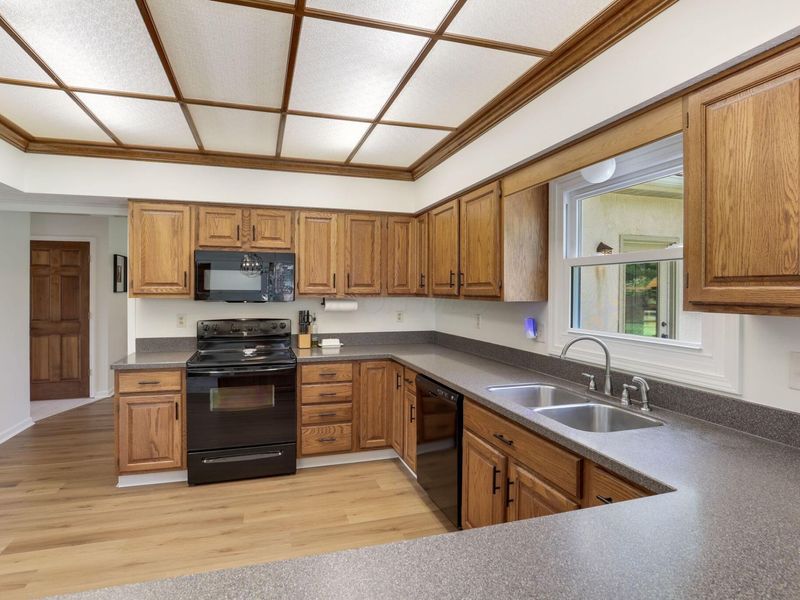 8538 Chateau Drive, Pickerington, OH 43147 Photo 33