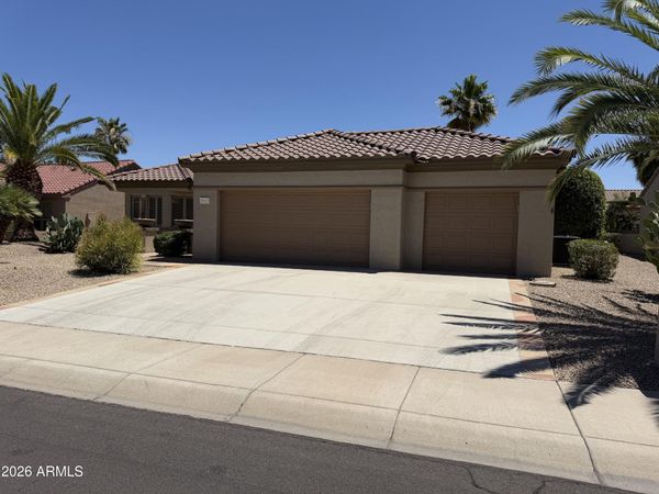 15523 W LA SALINAS Lane, Surprise, AZ 85374