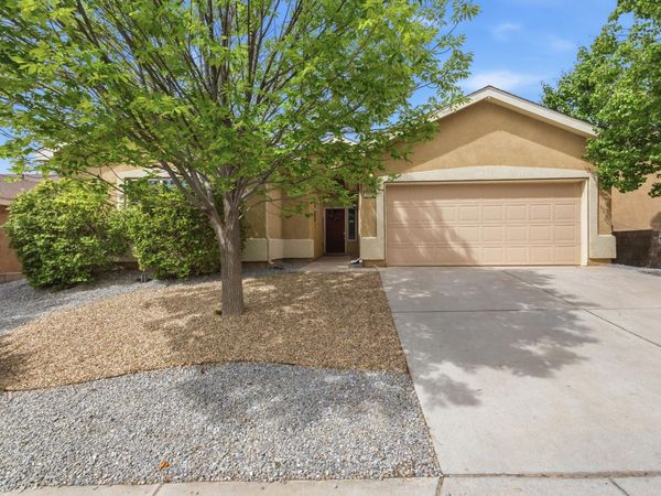 1071 Alegria Road , Los Lunas, NM 87031
