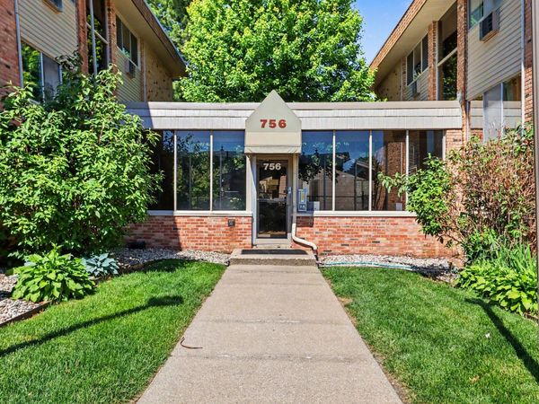 756 W Kilgore Road, Unit #205, Kalamazoo, MI 49008
