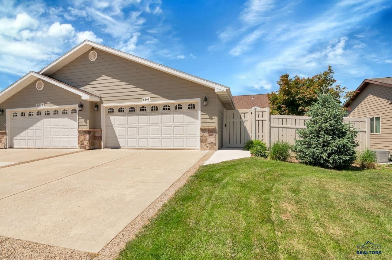 6808 Cambridge Ct, Summerset, SD 57718 Main Photo