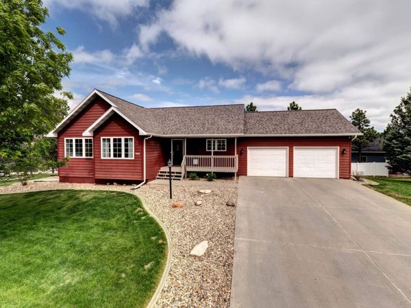 5420 SNOWBERRY LN, Rapid City, SD 57702