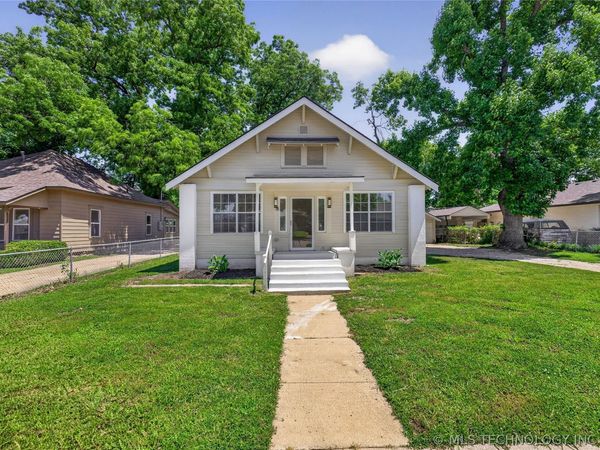 320 E 5th Street , Claremore, OK 74017