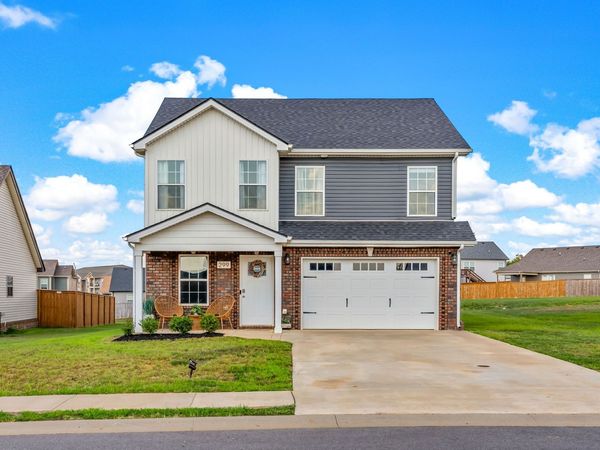 299 Dugger Dr , Clarksville, TN 37042