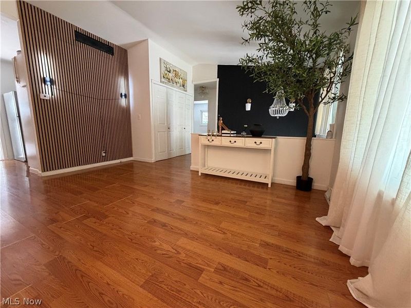 1599 Herkender Avenue, Akron, OH 44310 Photo 2