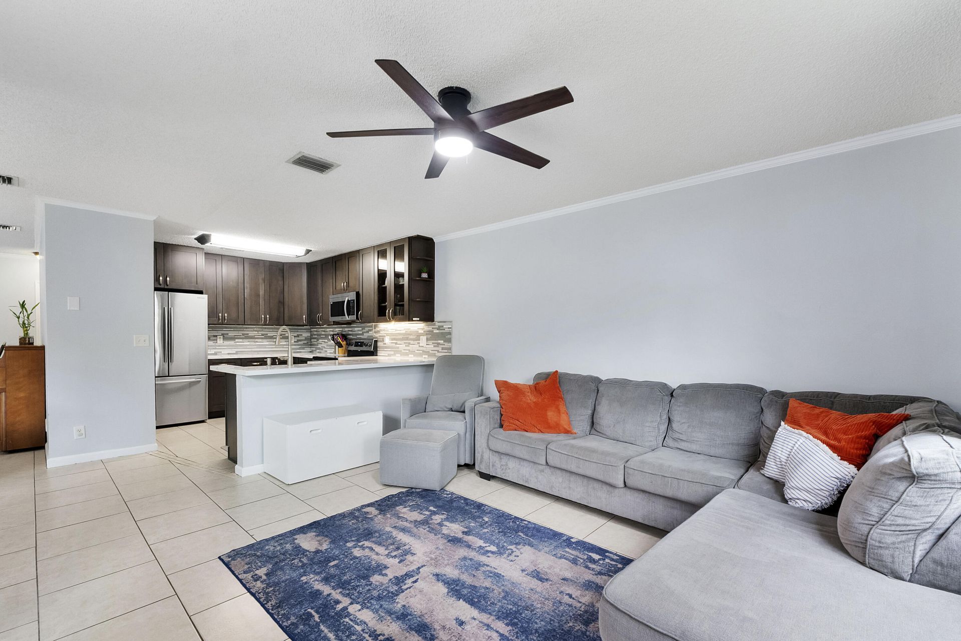 5474 NW 94th Terrace, Sunrise, FL 33351 Photo