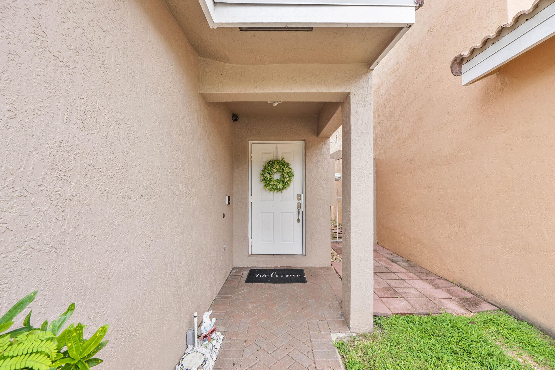 5474 NW 94th Terrace, Sunrise, FL 33351 Photo