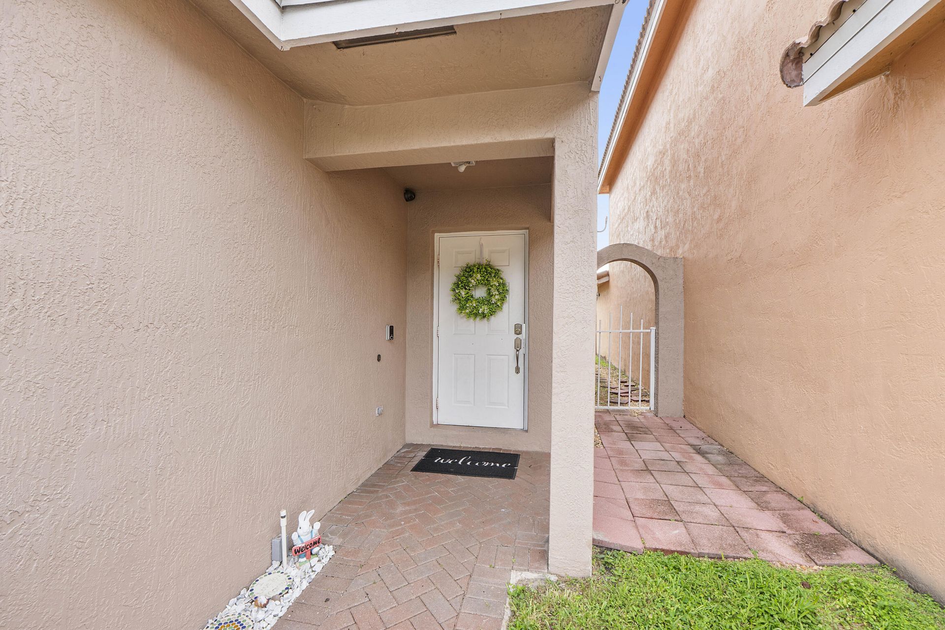 5474 NW 94th Terrace, Sunrise, FL 33351 Photo