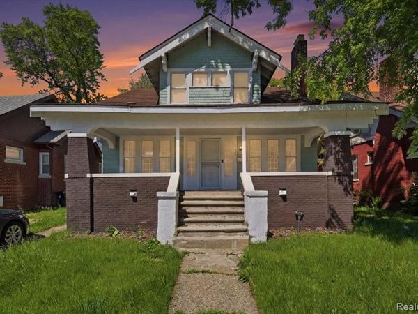13335 Strathmoor Street, Detroit, MI 48227