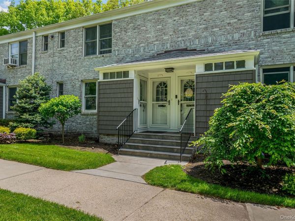16 Glen Keith Road , Unit L, Glen Cove, NY 11542