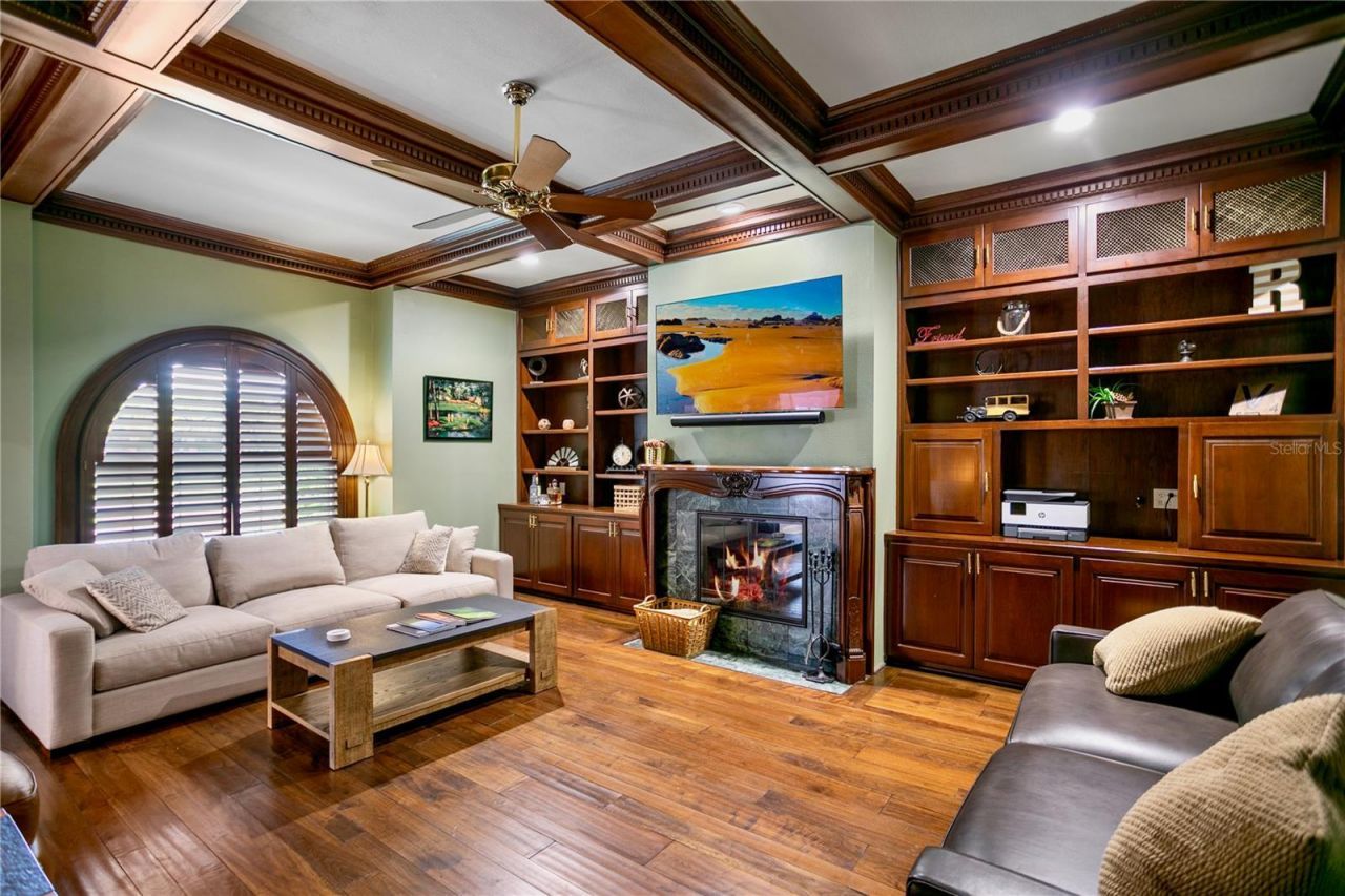 16601 Avila Boulevard, Tampa, FL 33613 Photo